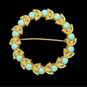 Vintage Circle Leaf Goldtone Pin Brooch Jewelry With Blue Accent Stones